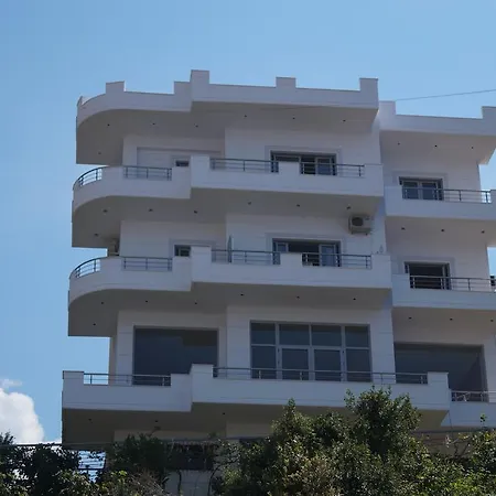 Bill's * Sarandë